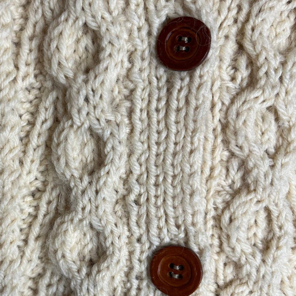 Vintage 1960's Hand Knitted Cable Knit Fisherman's Sweater Vest - Picture 4 of 5